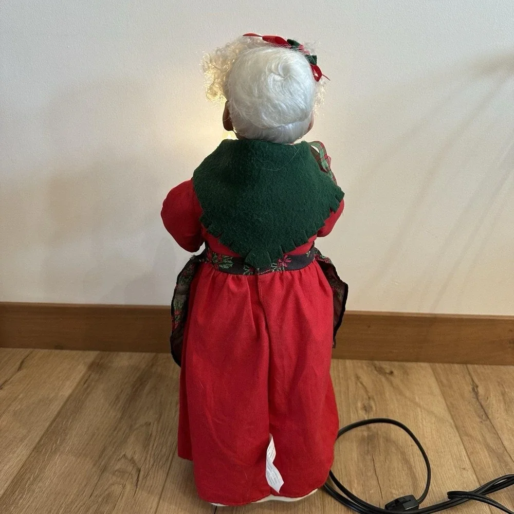 Holiday Creations Animated Holiday‎ Figure Mrs. Claus 1990s Vtg Light Up READ